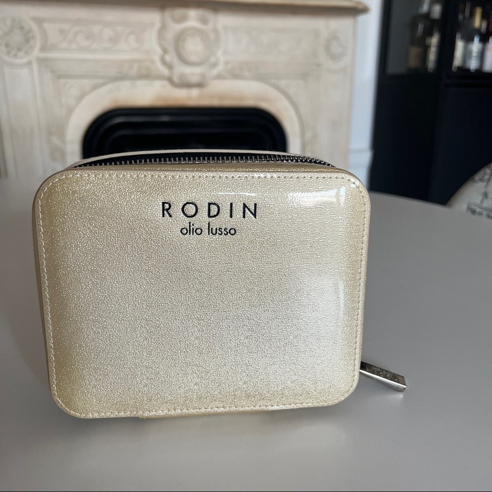Authentic NEW Rodin make-up case